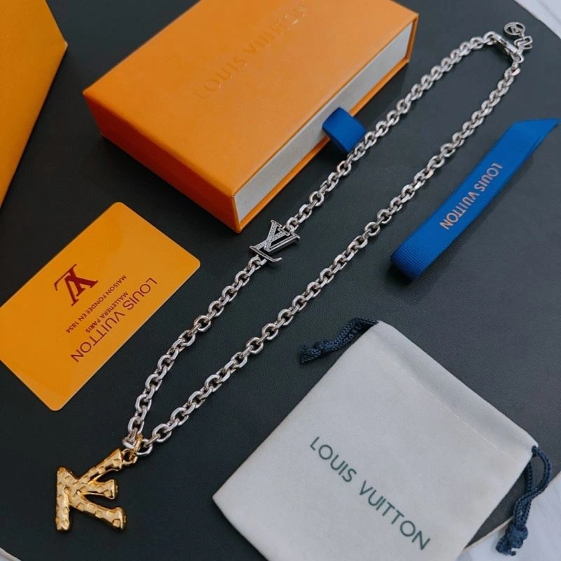 Youthful Louis Vuitton Necklaces 250444