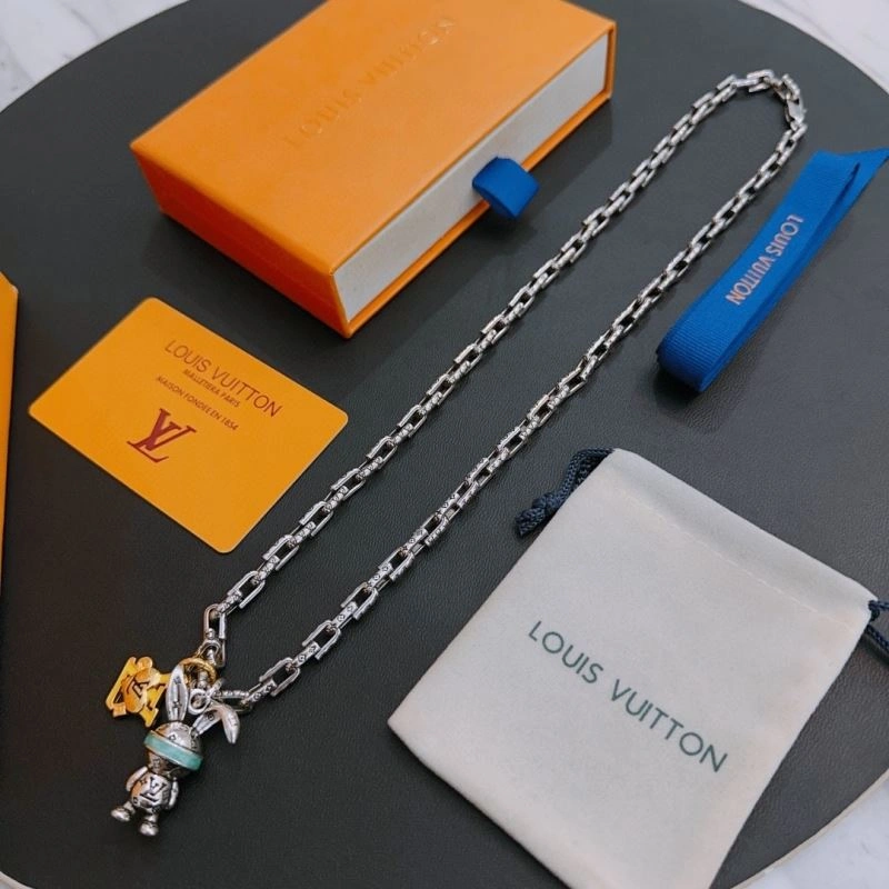 UrbanStyle Louis Vuitton Necklaces 250443
