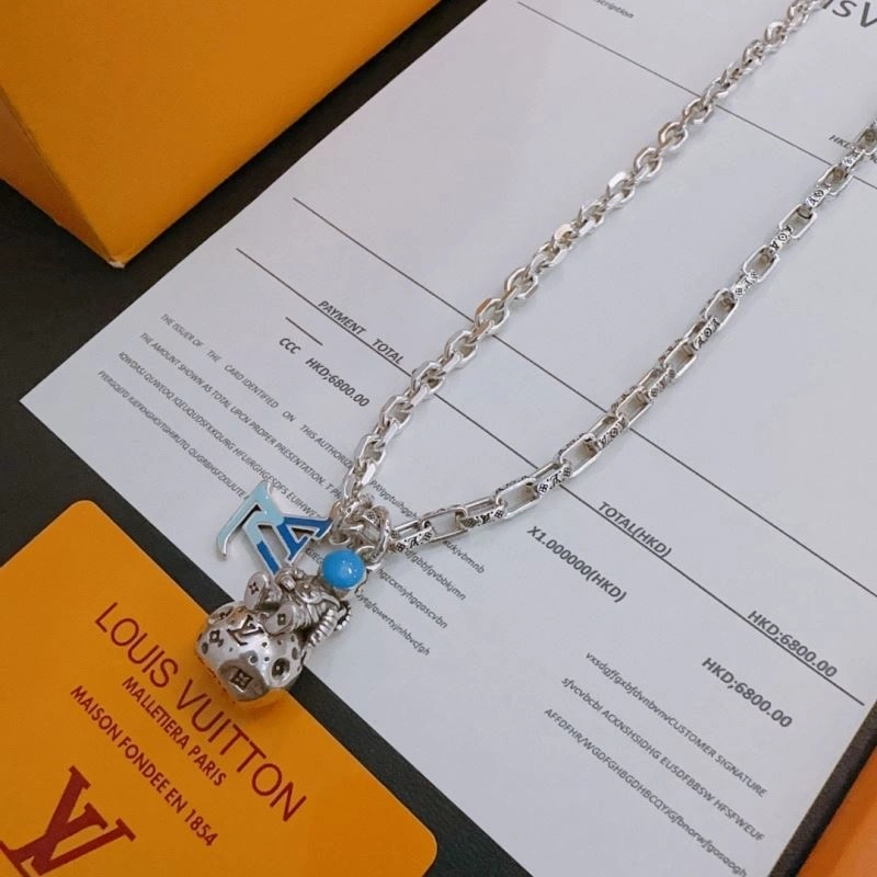 Louis Vuitton Necklaces Seasonal 250441