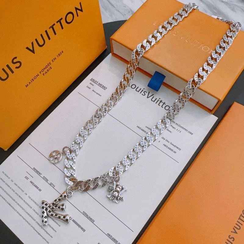 Louis Vuitton Necklaces TravelReady 250439