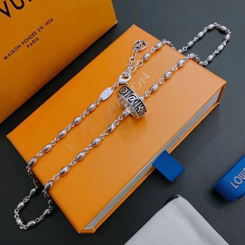 Louis Vuitton Necklaces TravelReady 250419