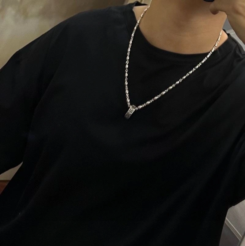Louis Vuitton Necklaces TravelReady 250419