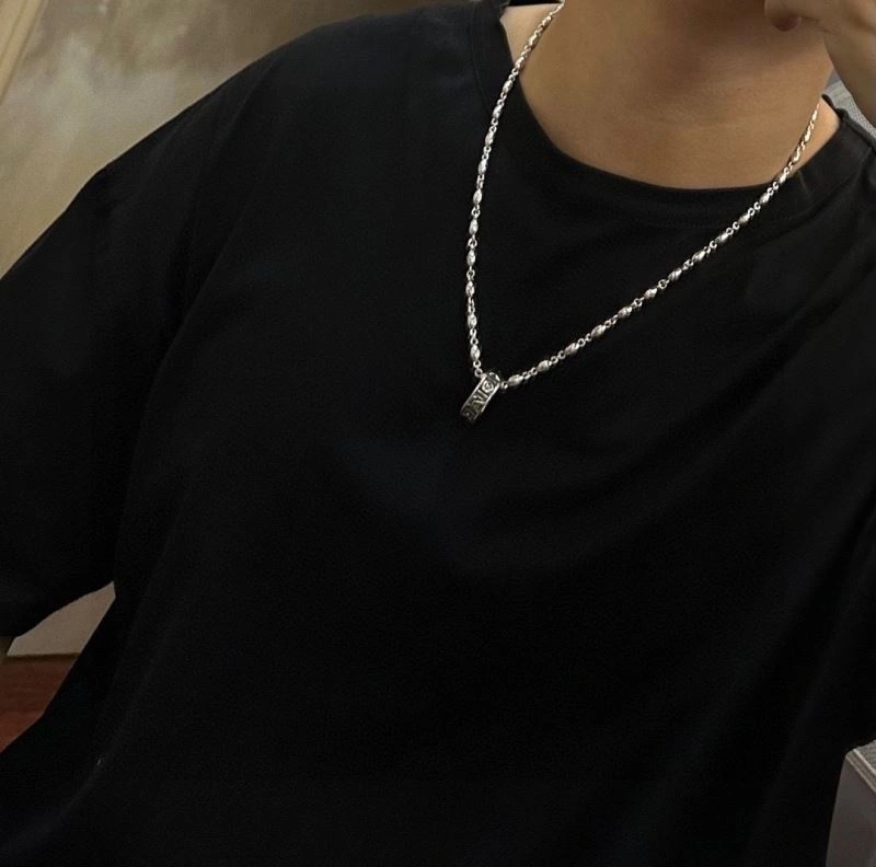 Louis Vuitton Necklaces TravelReady 250419