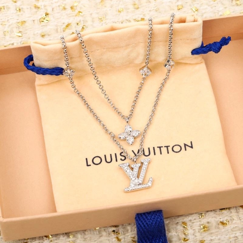 Durable Louis Vuitton Necklaces 250408