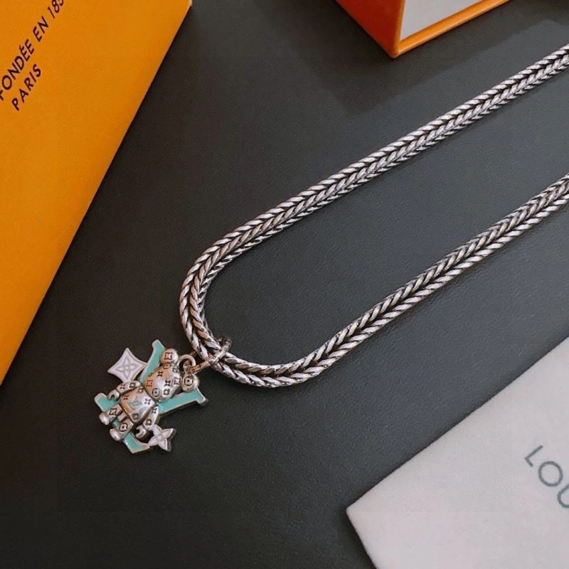 Louis Vuitton Necklaces Sleek 250430