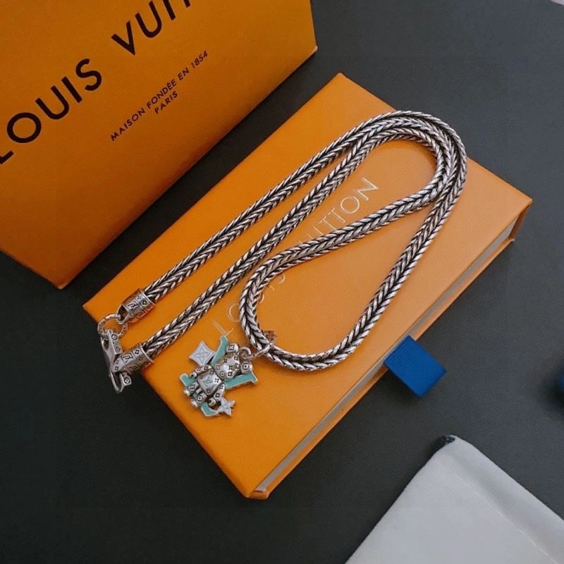 Louis Vuitton Necklaces Sleek 250430