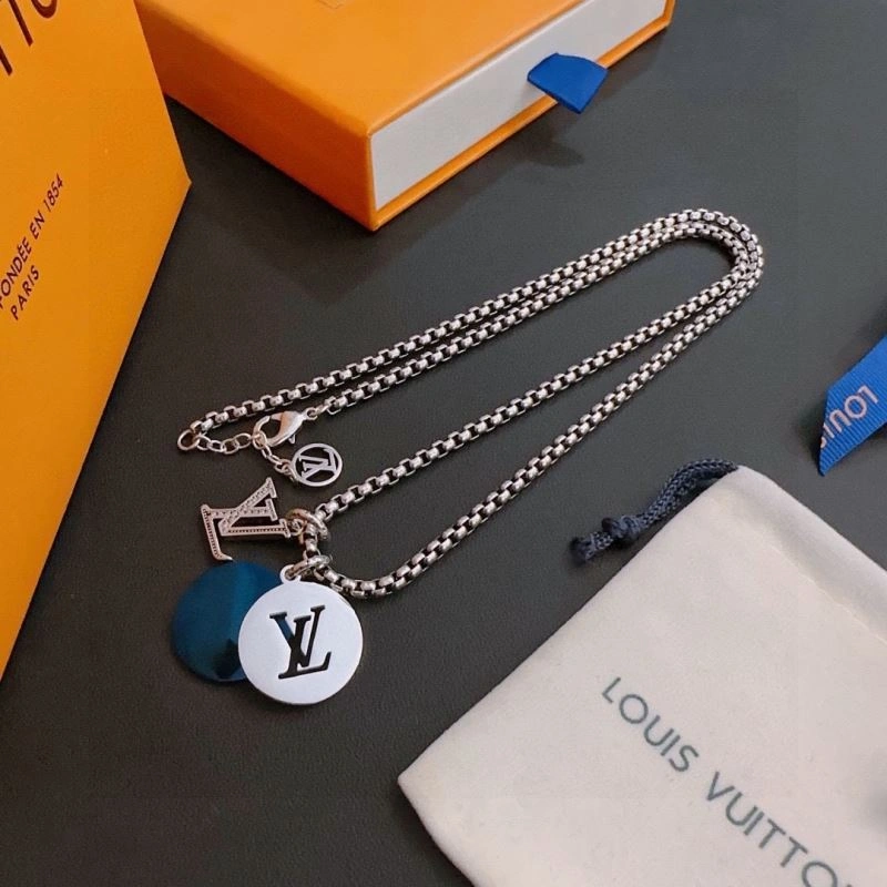 Modern Louis Vuitton Necklaces 250417