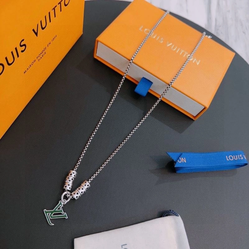 OdorResistant Louis Vuitton Necklaces 250410