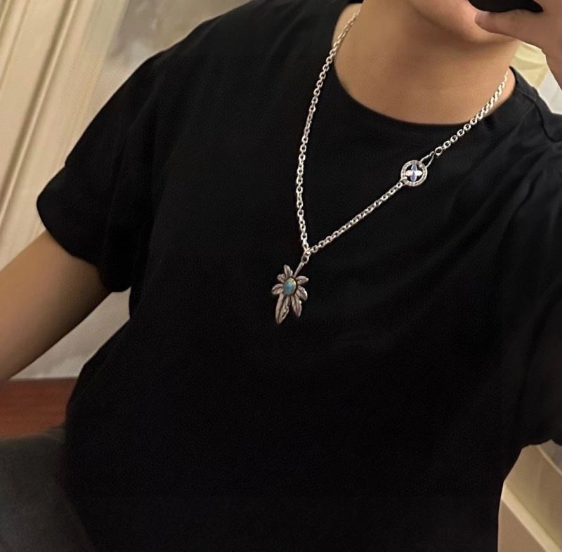 Louis Vuitton Necklaces Original 250432