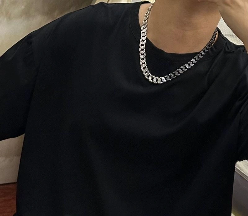 Louis Vuitton Necklaces SmartChoice 250423