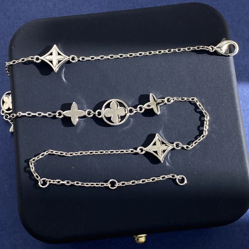 Louis Vuitton Necklaces Colorful 250433