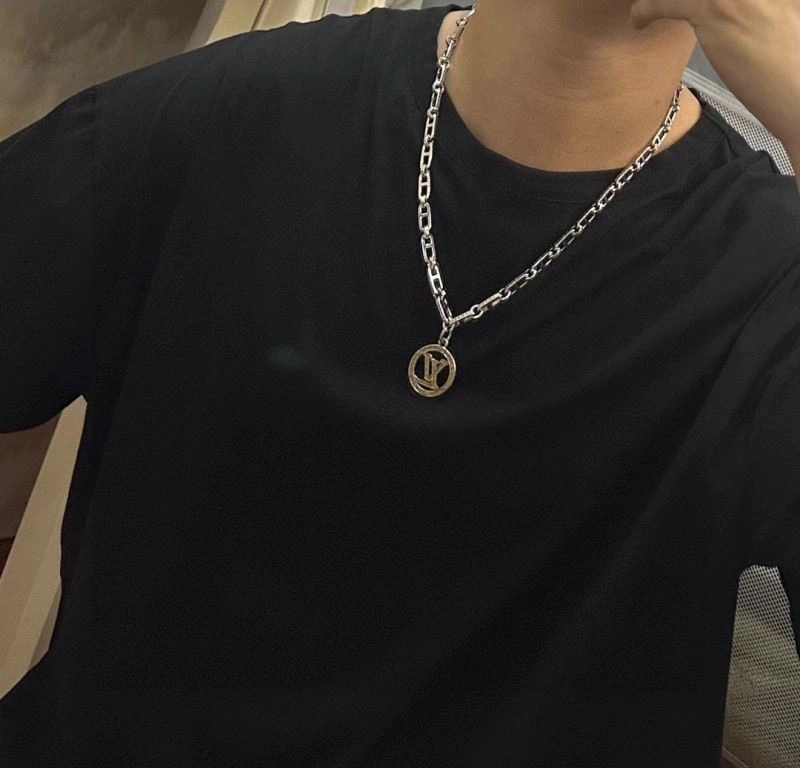 EasyMatch Louis Vuitton Necklaces 250402