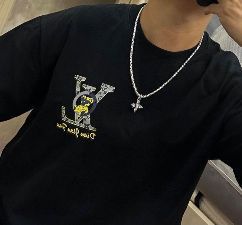 Original Louis Vuitton Necklaces 250396