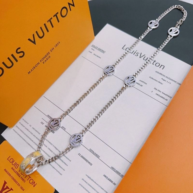 Louis Vuitton Necklaces SportInspired 250391