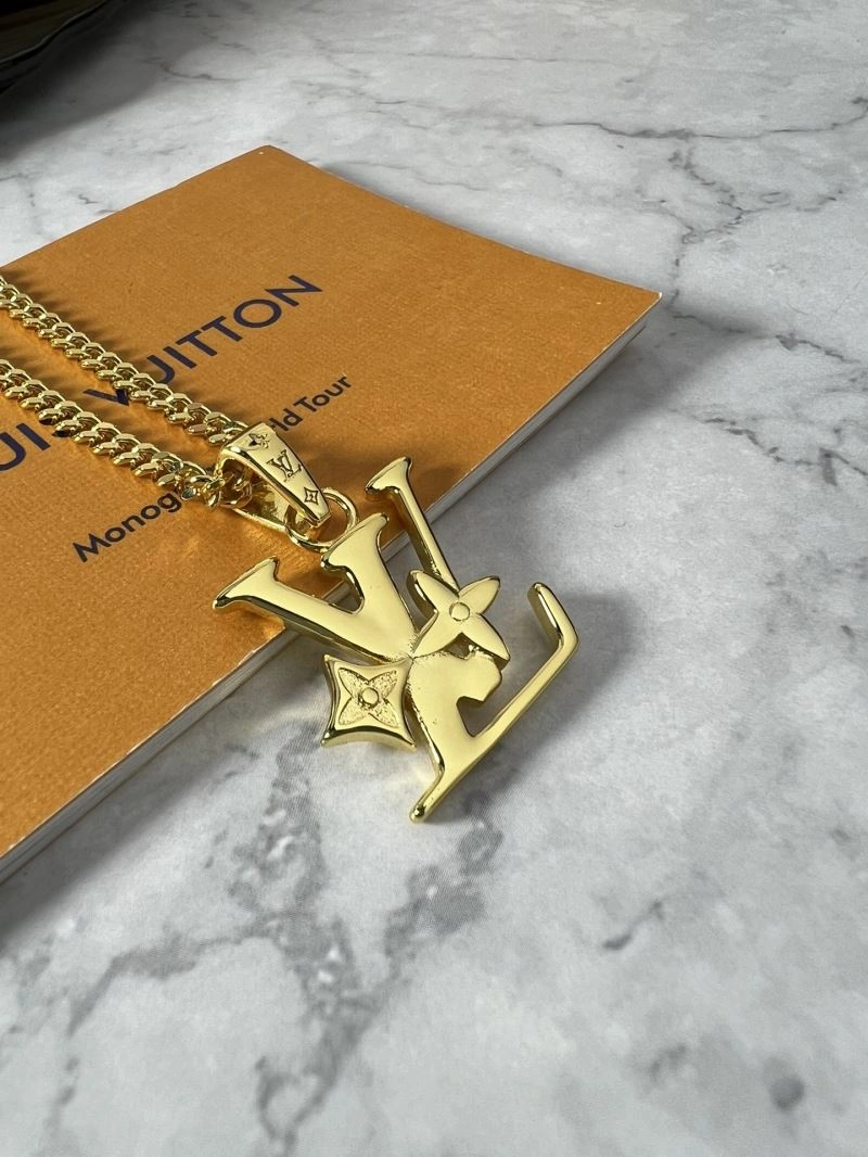 Neat Louis Vuitton Necklaces 250392