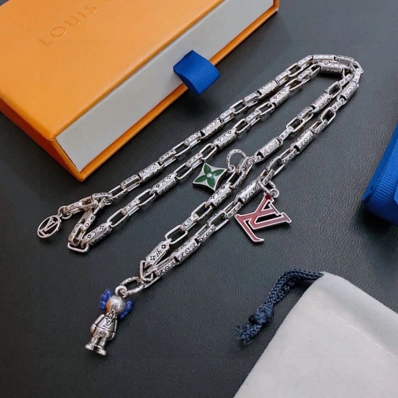 Louis Vuitton Necklaces Stretchable 250375