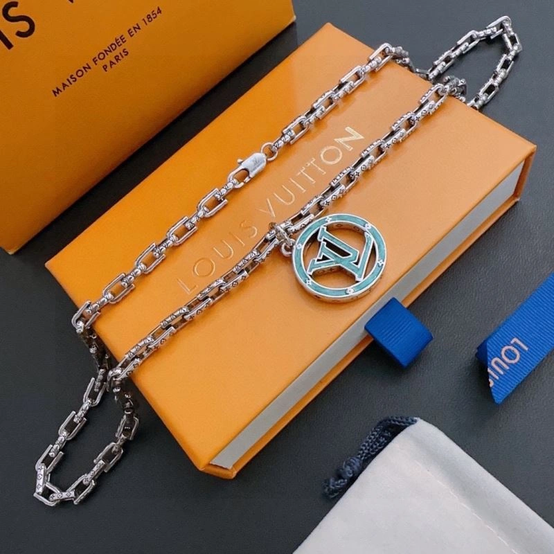 Colorful Louis Vuitton Necklaces 250383