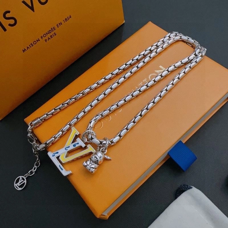 FreshLook Louis Vuitton Necklaces 250386