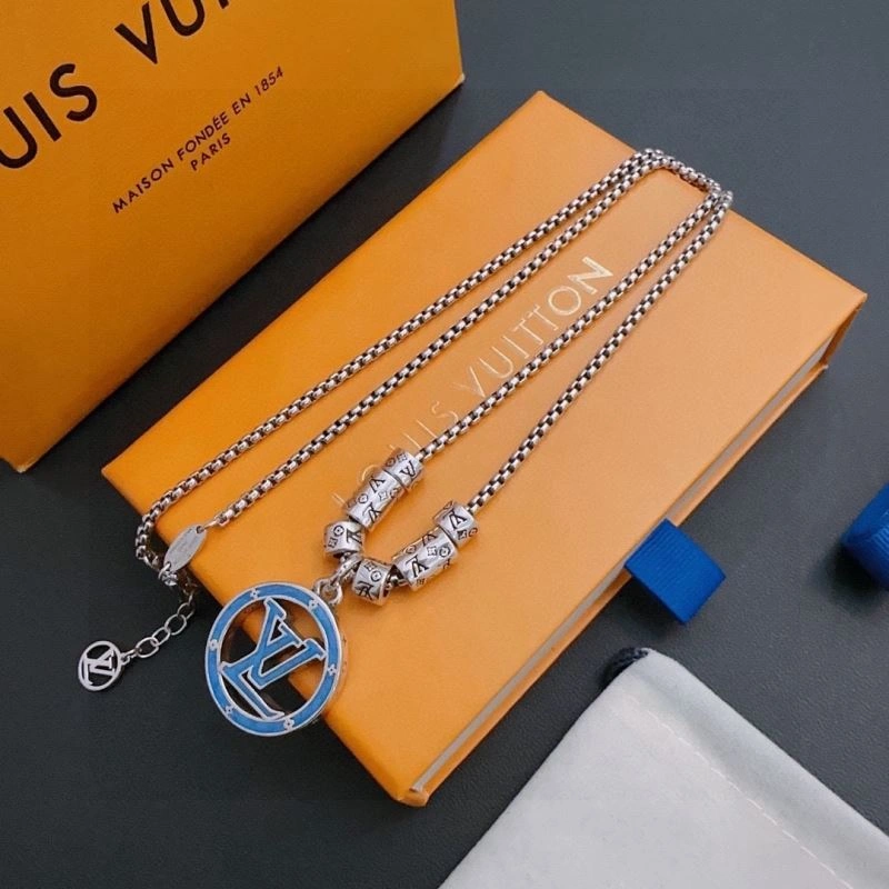 Louis Vuitton Necklaces Resilient 250374