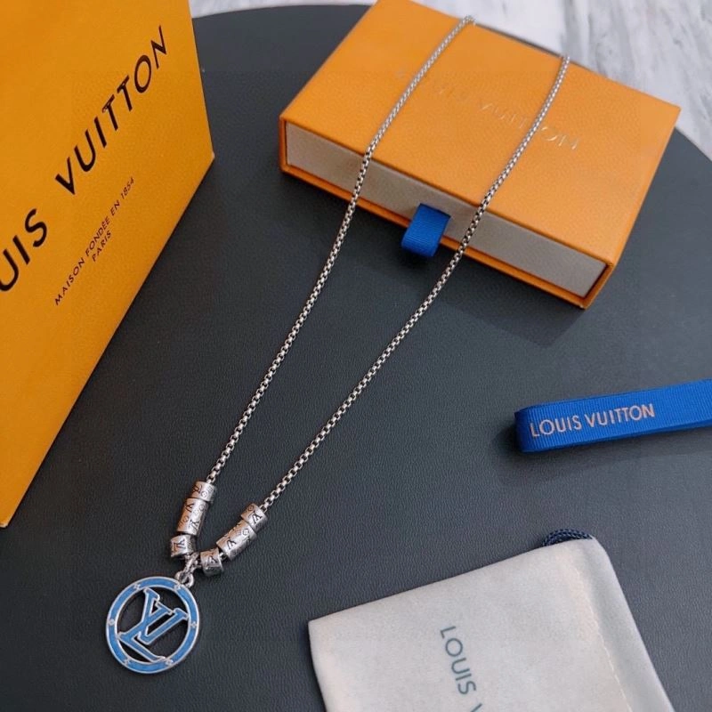Louis Vuitton Necklaces Resilient 250374