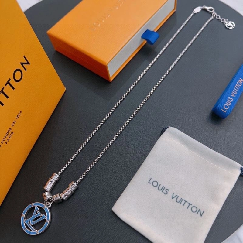 Louis Vuitton Necklaces Resilient 250374