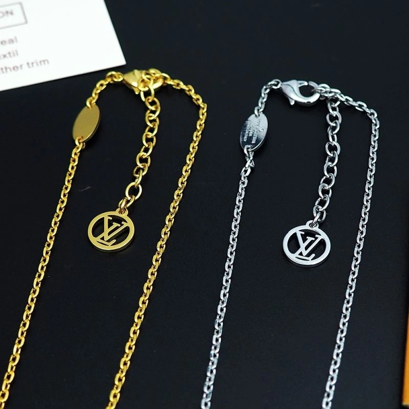 Louis Vuitton Necklaces Unique 250393