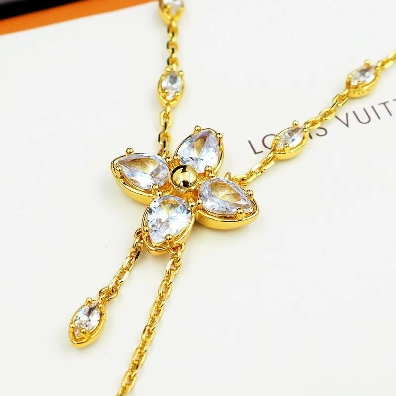 Louis Vuitton Necklaces Unique 250393