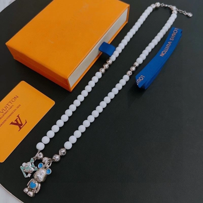 Popular Louis Vuitton Necklaces 250387