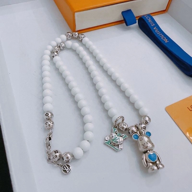 Popular Louis Vuitton Necklaces 250387