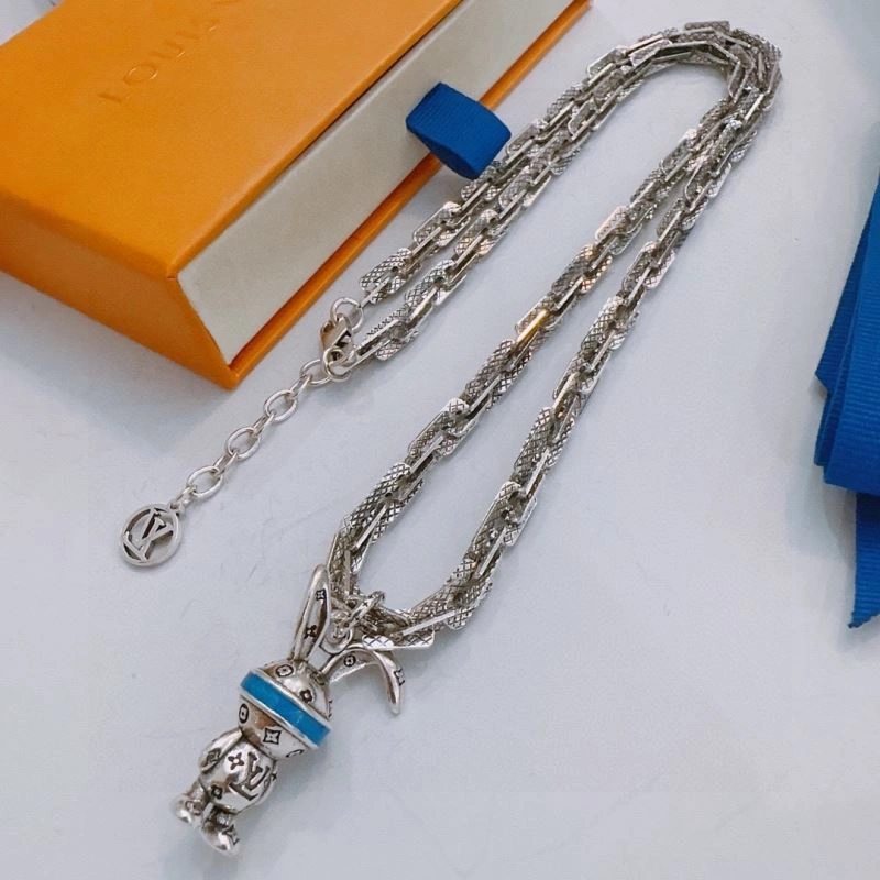 FreshLook Louis Vuitton Necklaces 250356
