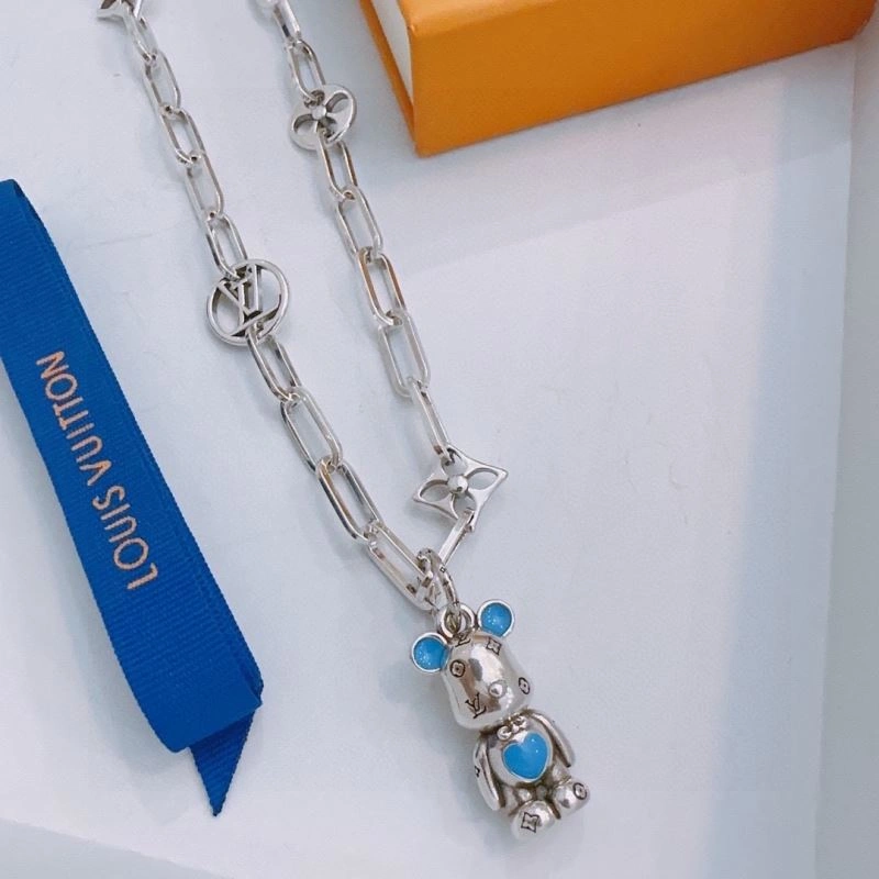 RelaxedFit Louis Vuitton Necklaces 250355