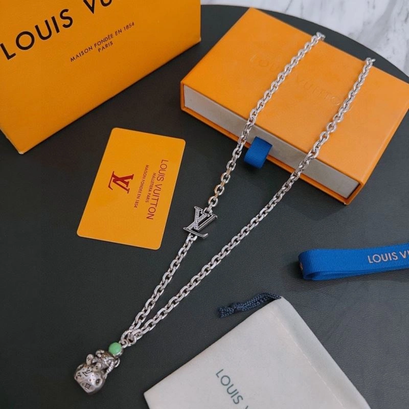 Louis Vuitton Necklaces SportInspired 250105