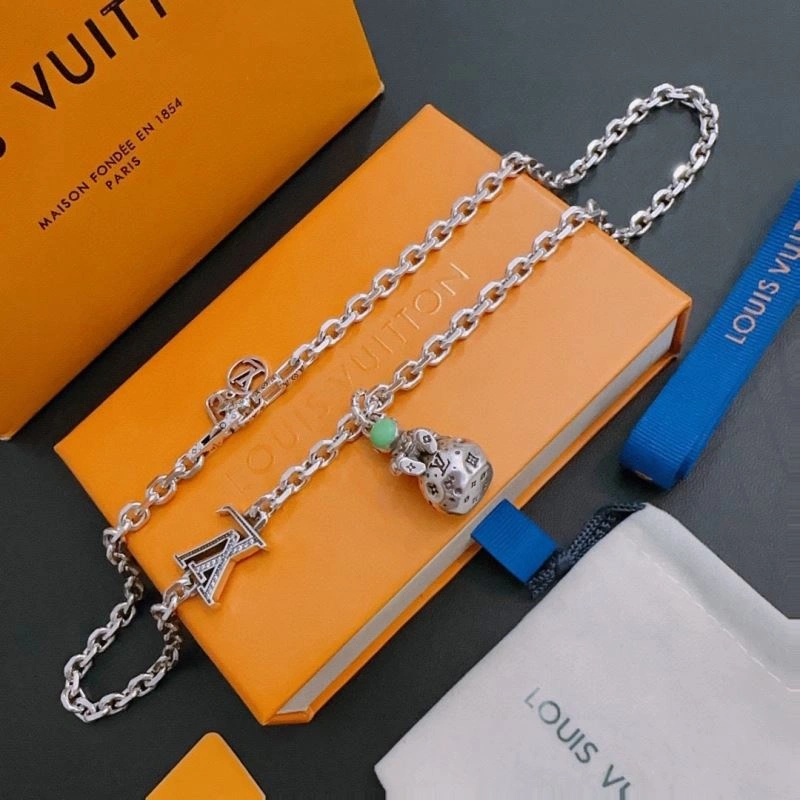Louis Vuitton Necklaces SportInspired 250105