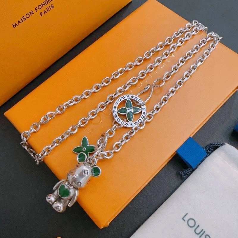 SportInspired Louis Vuitton Necklaces 250104