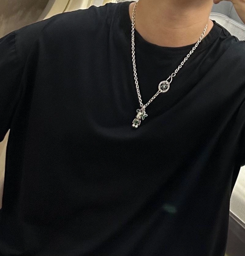 SportInspired Louis Vuitton Necklaces 250104