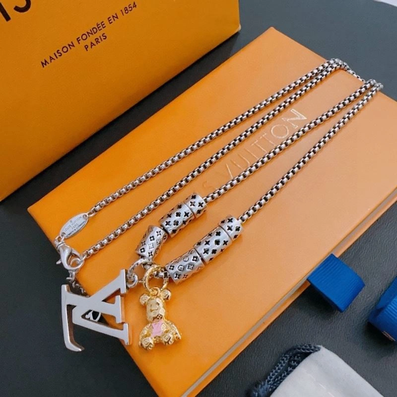 Contemporary Louis Vuitton Necklaces 250103