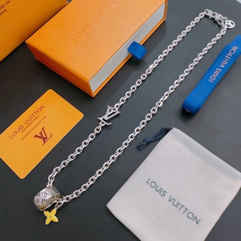 Louis Vuitton Necklaces StreetReady 250101