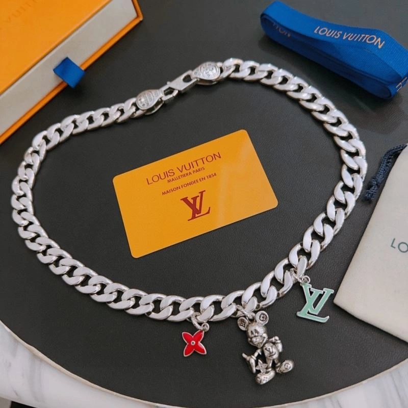 Reliable Louis Vuitton Necklaces 250102