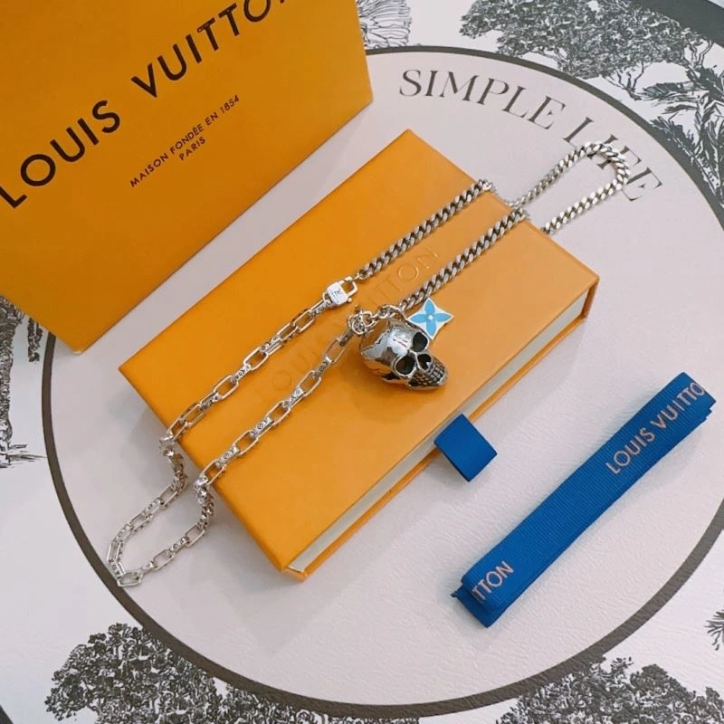 Louis Vuitton Necklaces UrbanStyle 250100