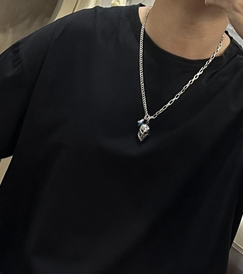 Louis Vuitton Necklaces UrbanStyle 250100