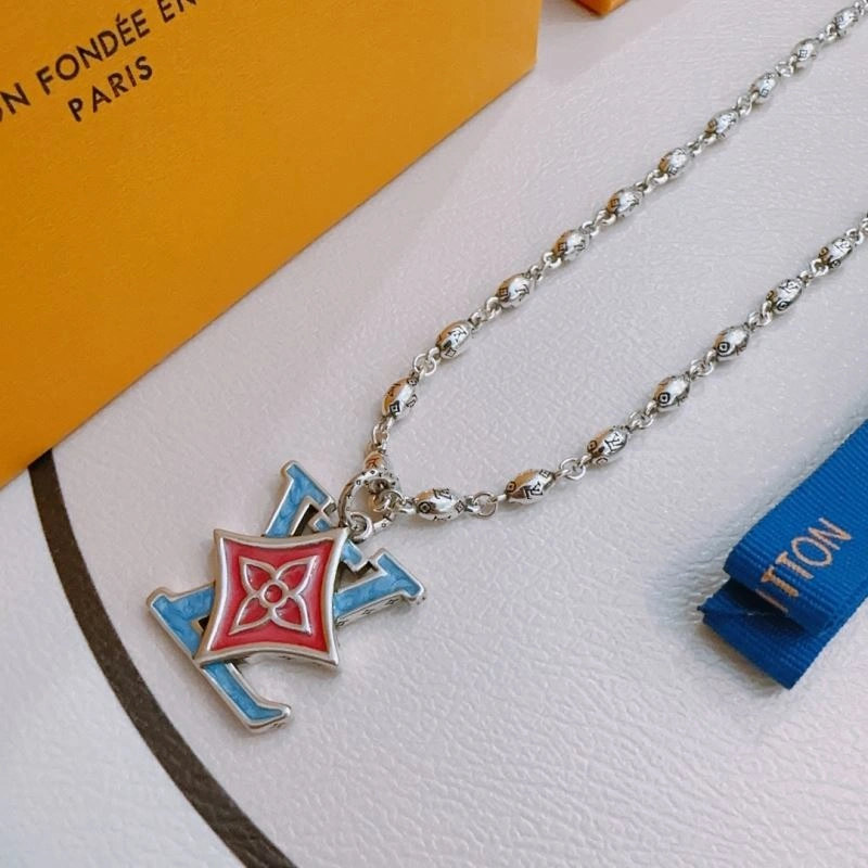 Louis Vuitton Necklaces Casual 250095