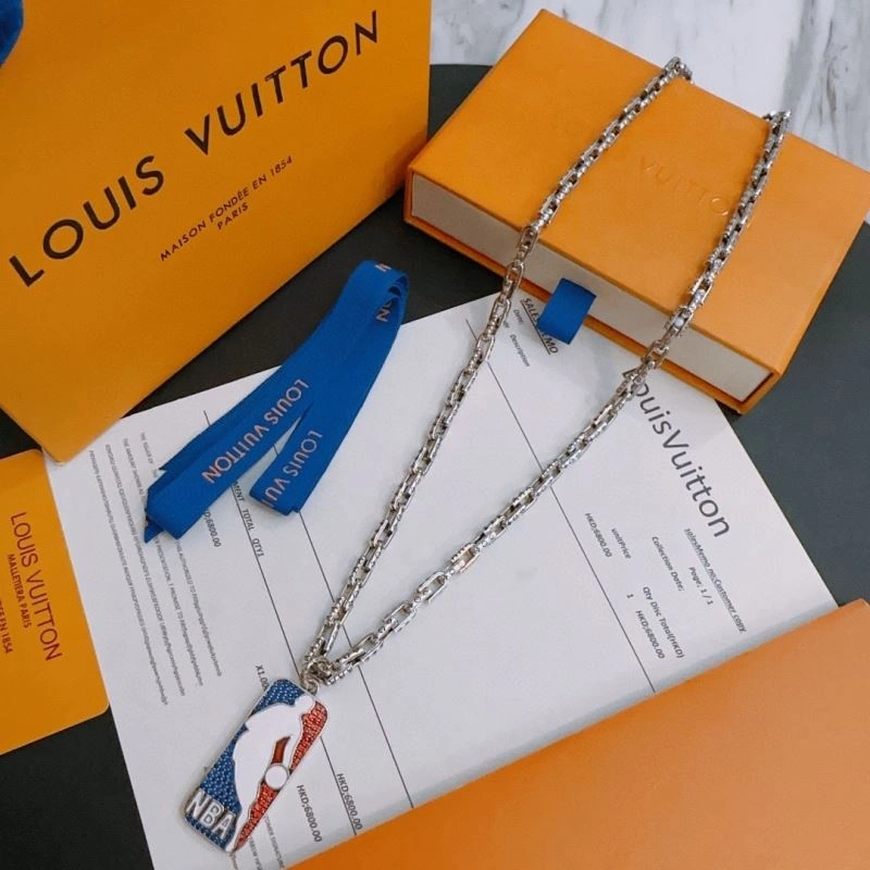 Premium Louis Vuitton Necklaces 250097