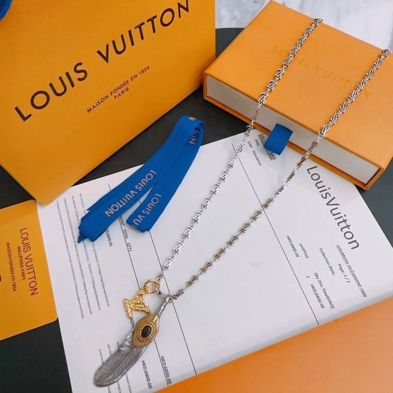 Louis Vuitton Necklaces Durable 250084