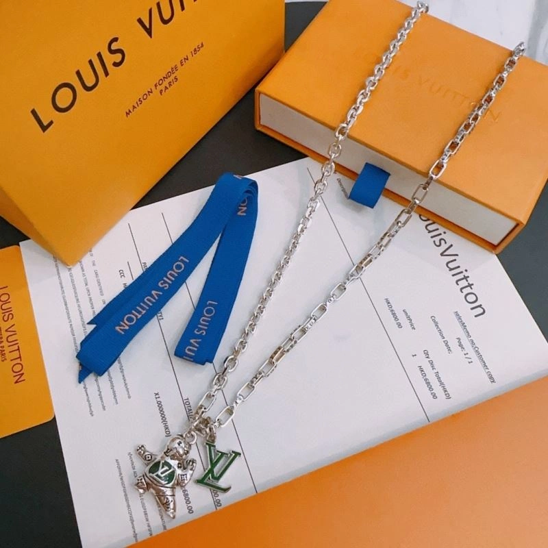 Louis Vuitton Necklaces Modern 250078