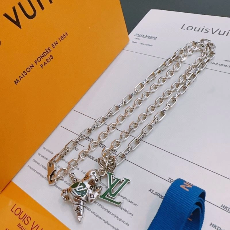 Louis Vuitton Necklaces Modern 250078