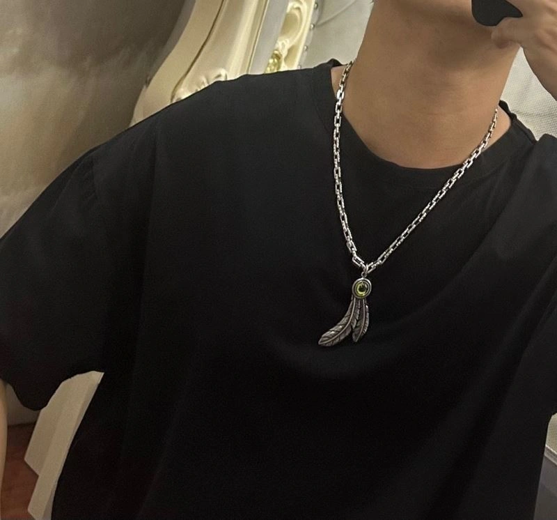 Louis Vuitton Necklaces WrinkleFree 250086