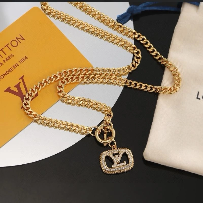 UrbanStyle Louis Vuitton Necklaces 250076