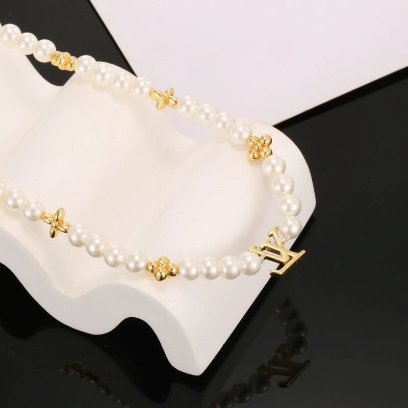 Louis Vuitton Necklaces TopPick 250077