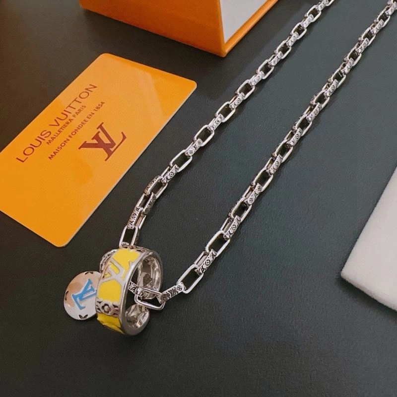 Louis Vuitton Necklaces Packable 250072