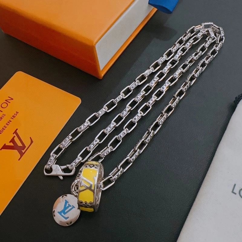 Louis Vuitton Necklaces Packable 250072